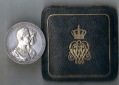 Medaille Preussen Ehejubiläum Wilhelm II + Augusta in vz-st G...