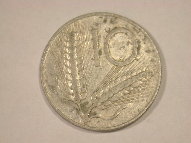  12011 Italien  10 Centisimi von 1951   