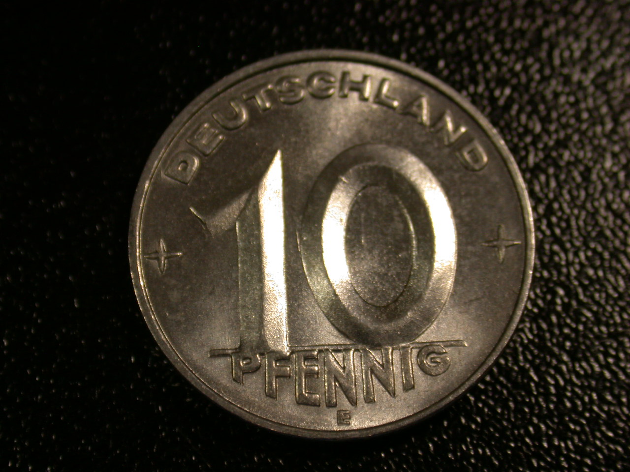  12045  DDR   10 Pfennig  1952 E  in Stempelglanz !!! Rarität   