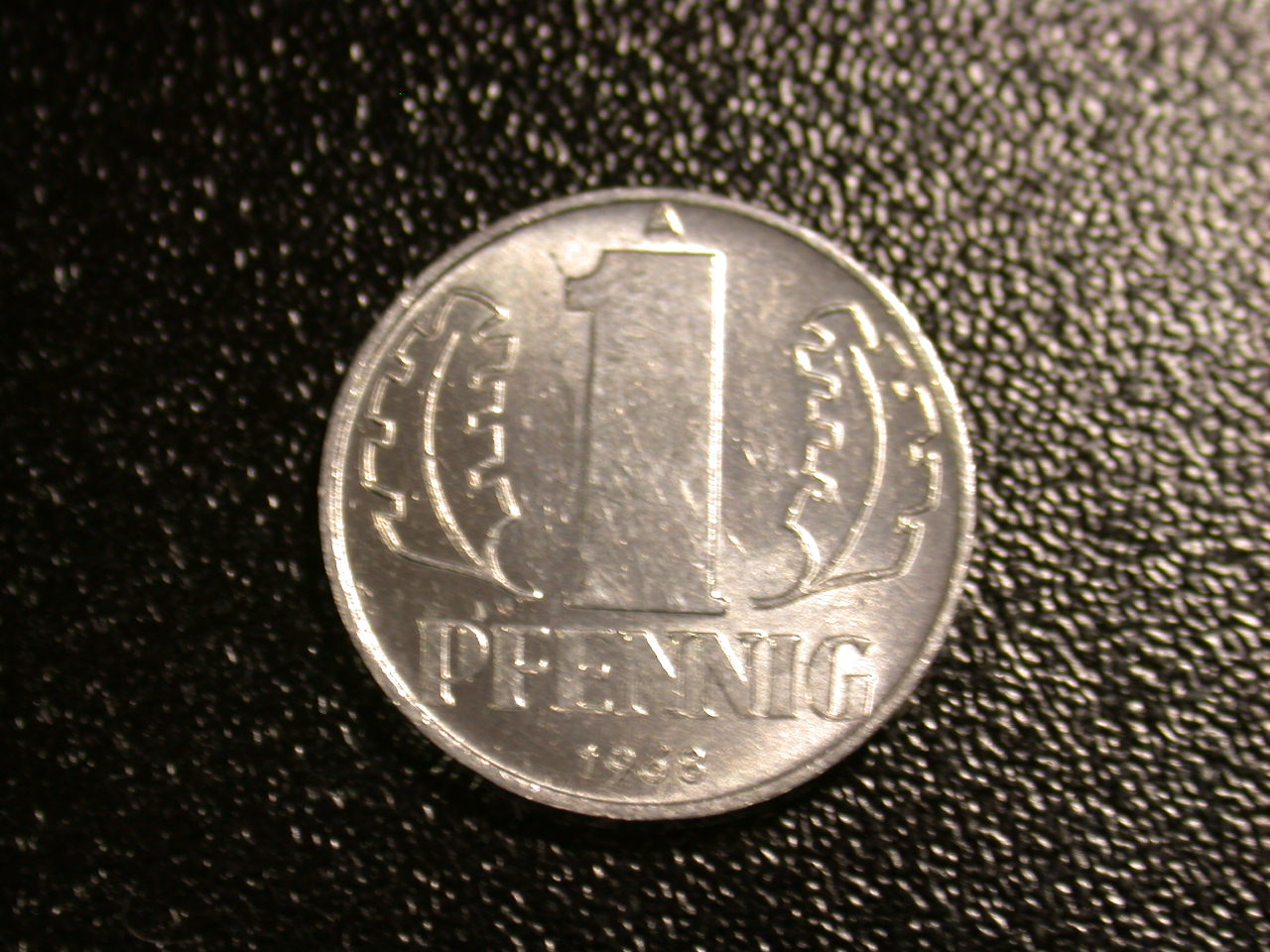  12045  DDR   1 Pfennig  1968  in f.st/st   