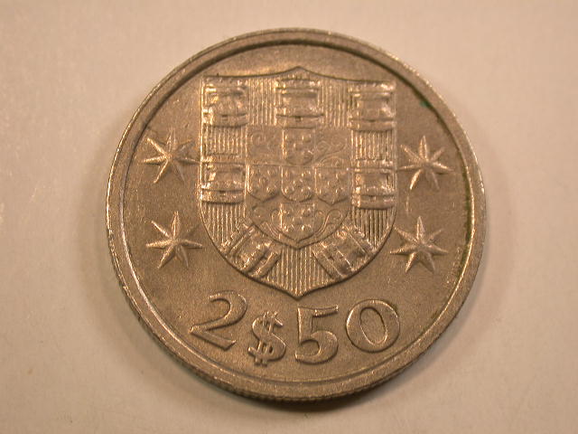  13009 Portugal  2,5 Escudos 1984 in vz/vz-st   