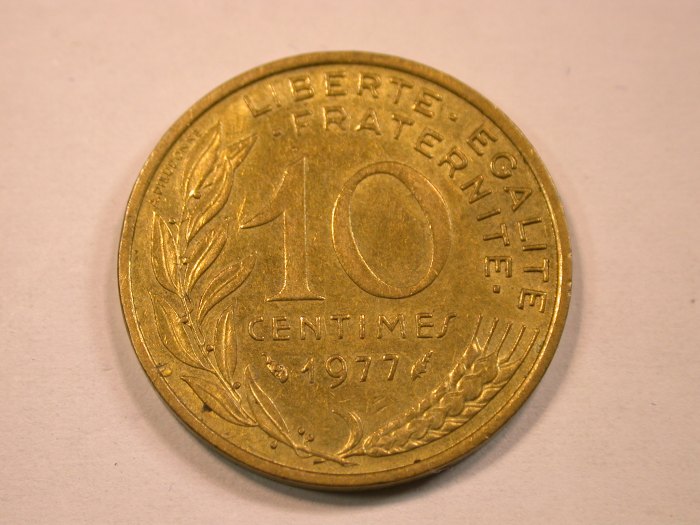  13205 Frankreich  10 Centimes 1977 in ss/vz   