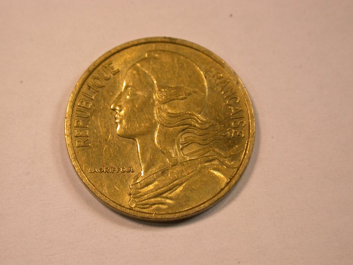  13205 Frankreich  5 Centimes 1985 in vz-st   