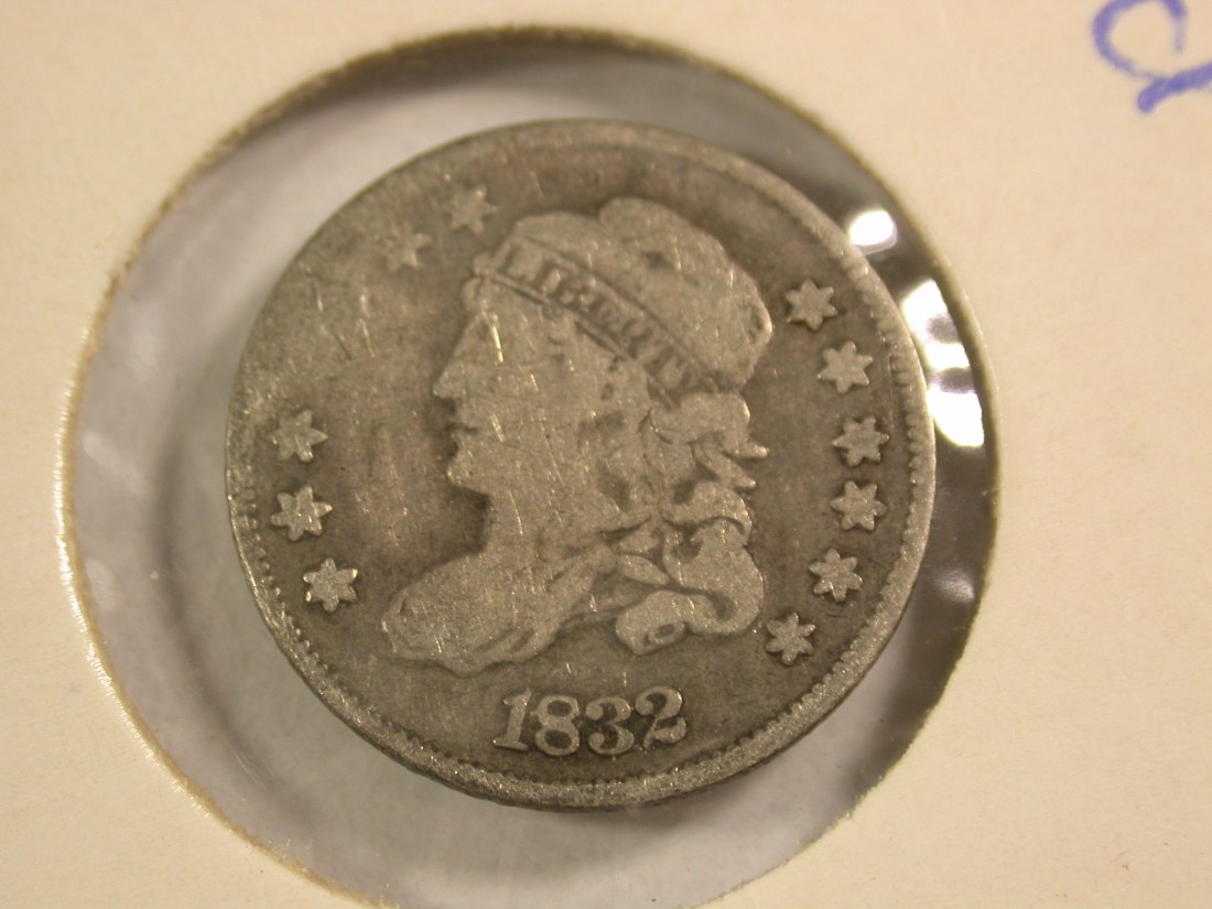  A103 USA  half Dime 5 Cent 1832 Capped Bust in f.ss (near VF) Orginalbilder   