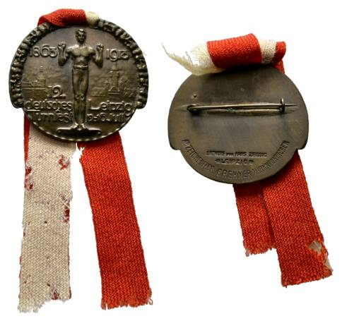  Bronzemedaille 1913, tragbar mit Anstecknadel; Ø 52 mm, 36,53 g   