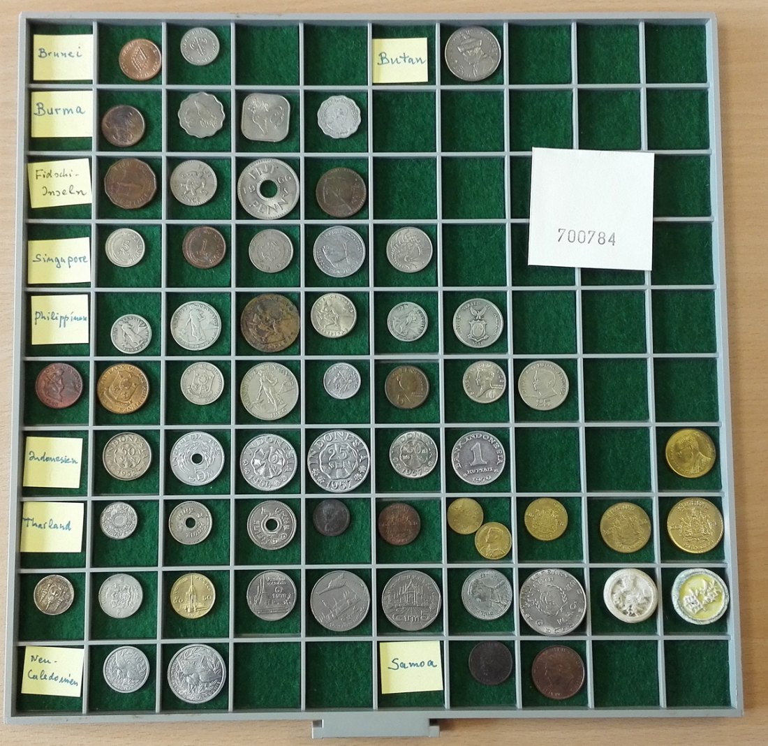  Fernost, 61 Kleinmünzen, ohne Tablett(Originalbilder per Email können angefordert werden!)   