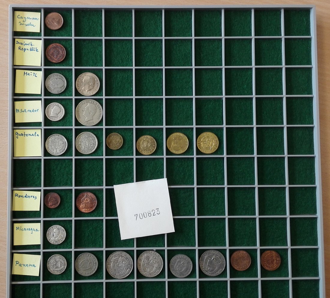  Mittelamerika, 23 Kleinmünzen, ohne Tablett (Originalbilder per Email können angefordert werden!)   