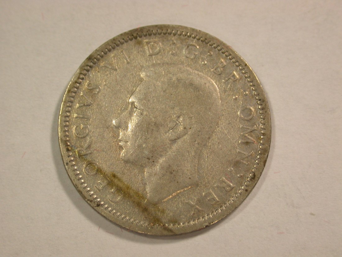 B26 Großbritannien  6 Pence 1943 in ss+/ss-vz Originalbilder   