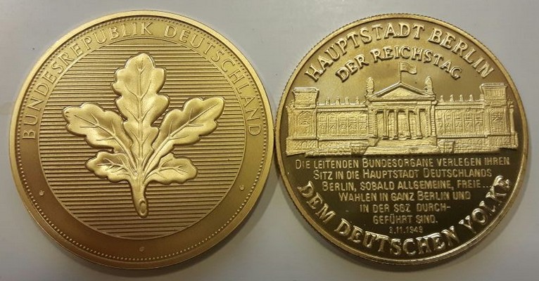  Deutschland   2x Medaille      FM-Frankfurt   Gewicht: insg. 54,8g  st.   