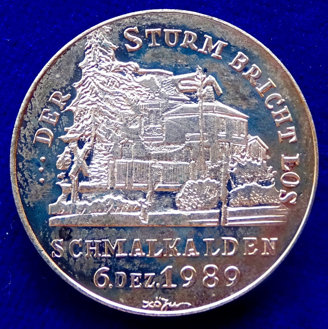  Schmalkalden, DDR, Sturm des Volkes gegen die Stasi am 6. 12. 1989 Medaille von König.   