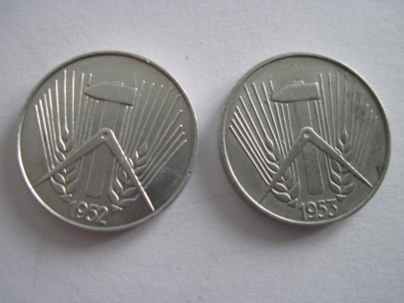  2 x 5 Pfennig DDR 1952 + 1953 E in vorzüglicher Erhaltung, selten   