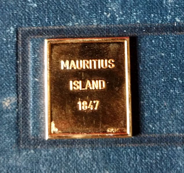  Mauritius -- Blaue Mauritius Silber vergoldet   