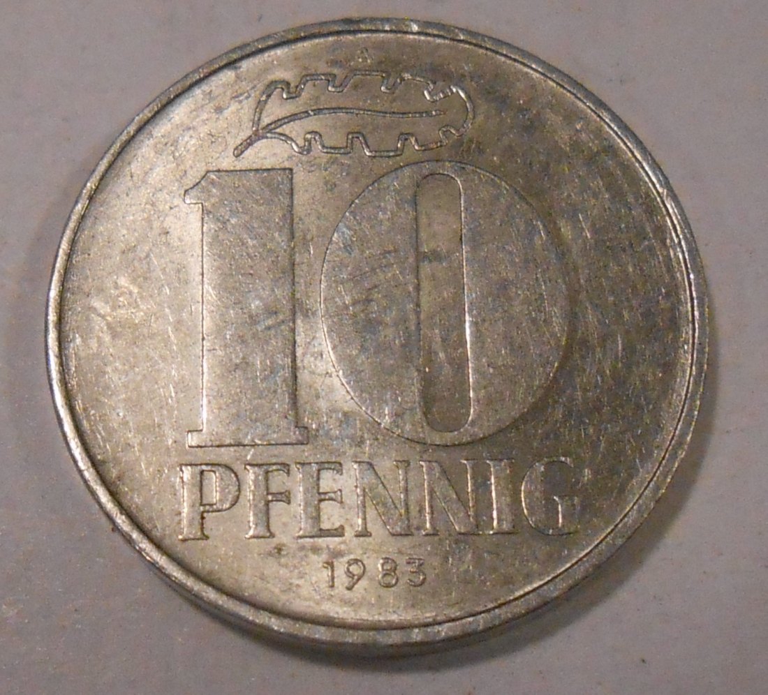  e.19 DDR 10 Pfennig 1983 A   