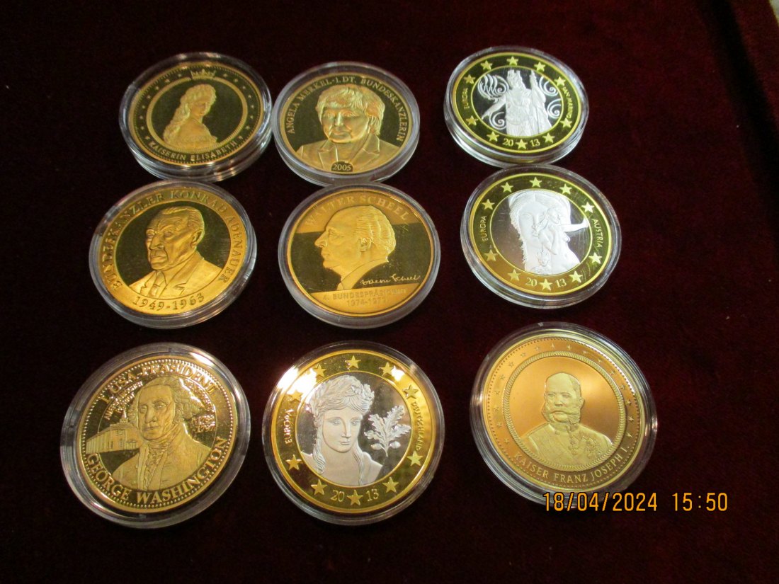  10 Medaillen Motiv  siehe Foto / MH11   