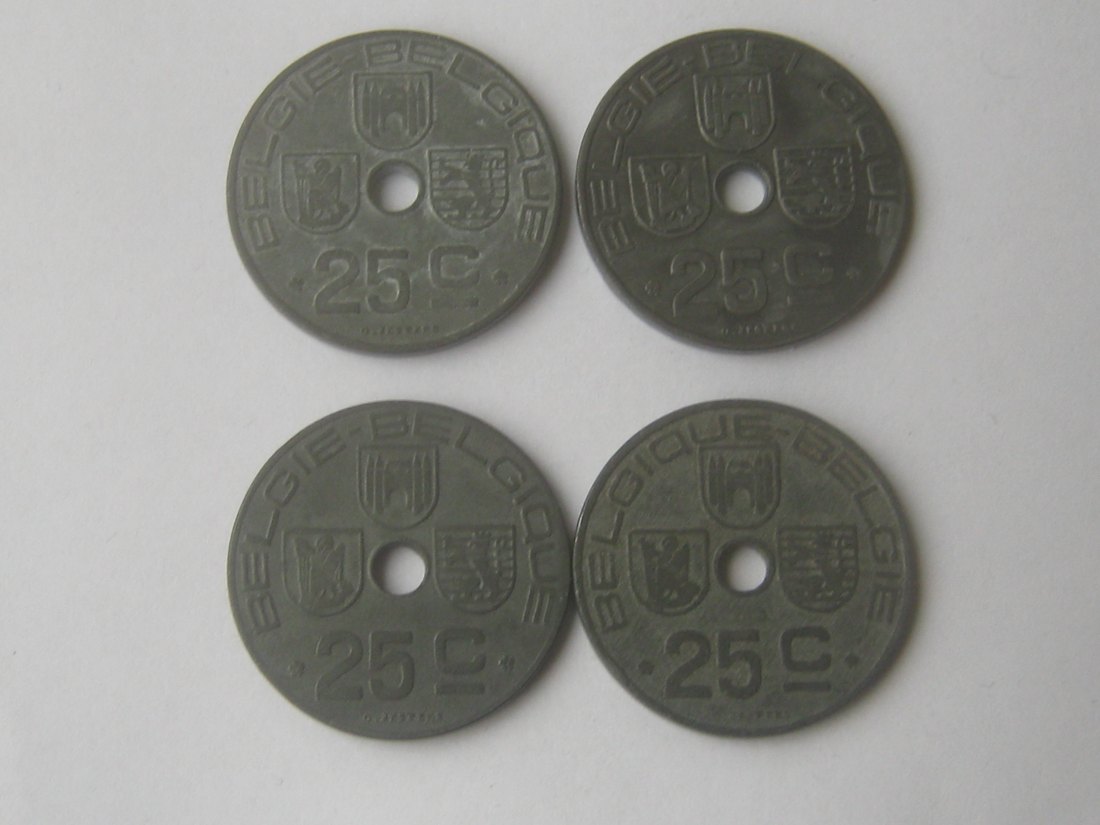  4 x 25 Centimes der Jahre 1942,1943,1944,1945; sehr guter Erhaltungszustand   