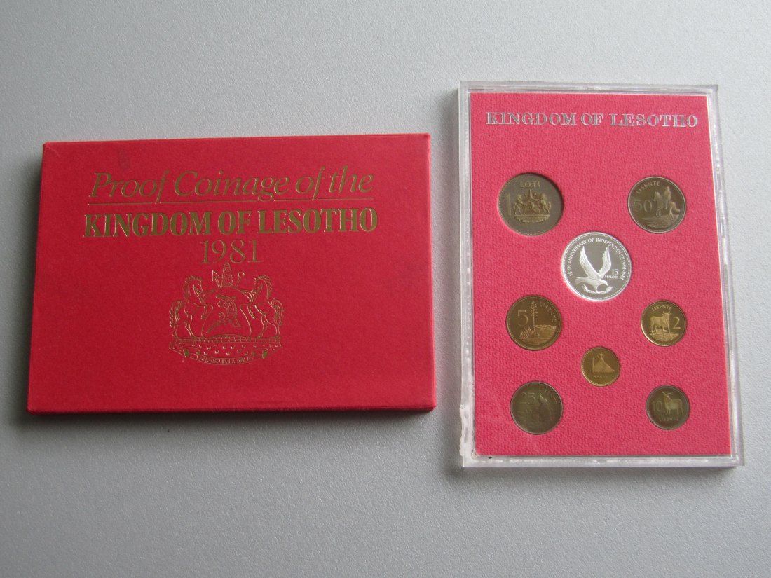  Lesotho: Kursmünzensatz 1981, enthält eine Silbermünze (6 g fein)   
