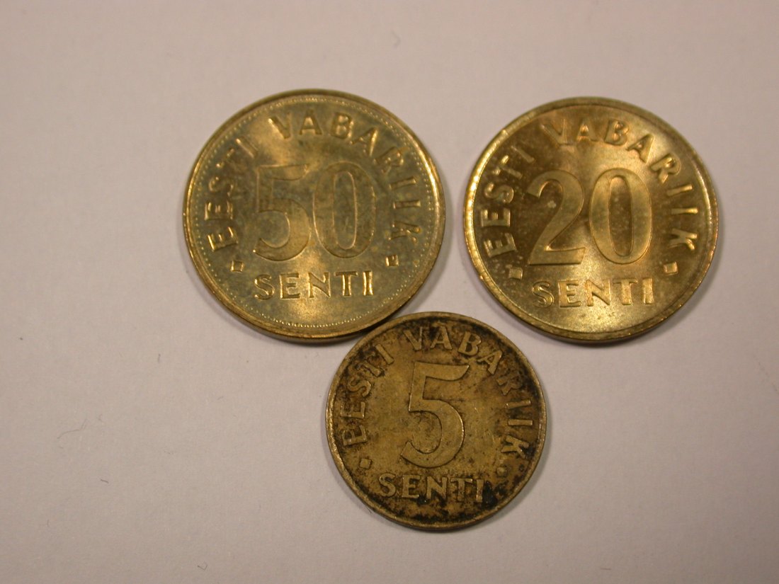  I4  Estland 5, 20 und 50 Senti 1991 in ss, 1992 in f. unc 3 Münzen Originalbilder   