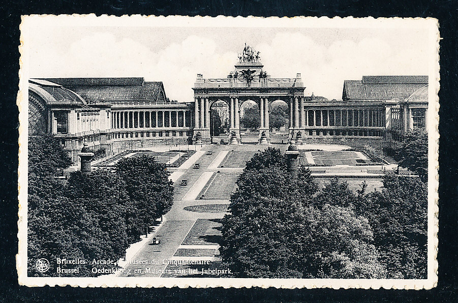 Belgien schwarz wei&szlig;e Foto Ansichtskarte Br&uuml;ssel Gedenkbogen im Jubelpark nicht gelaufen ca 1930
