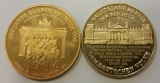 Deutschland   2x Medaille Brandenburger Tor / Der Reichstag   ...