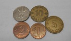 M.32.Lettland, 5er Lot1 Santimes 2008, 2 Santimi 1992, 5 Santi...