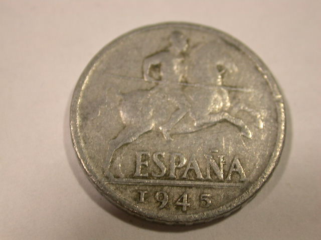 F01 Spanien 10 Centimos von 1945