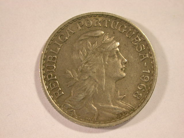 12018 Portugal 1 Escudo 1968 in ss-vz