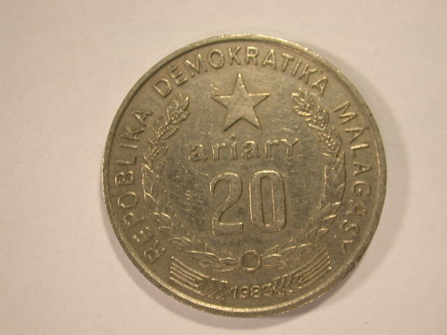 12026 Madagaskar 20 Ariary 1983 in CuNi R