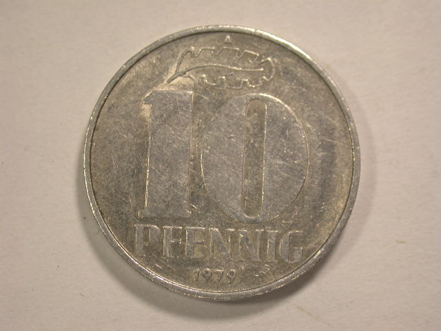 12050 DDR 10 Pfennig 1979 in vz