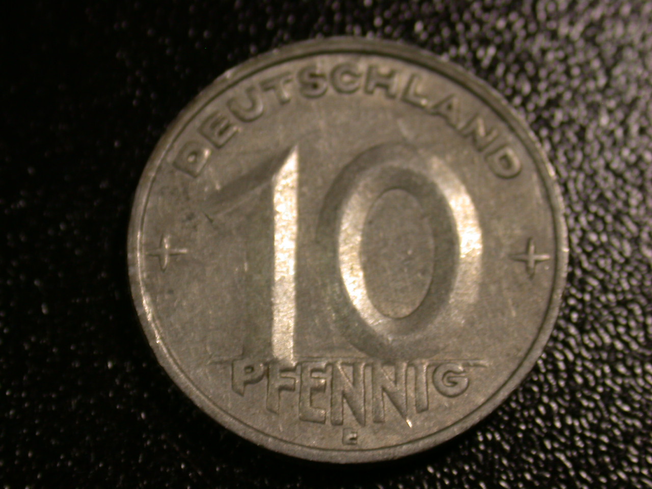 12045 DDR 10 Pfennig 1950 E in vz/vz+ RR