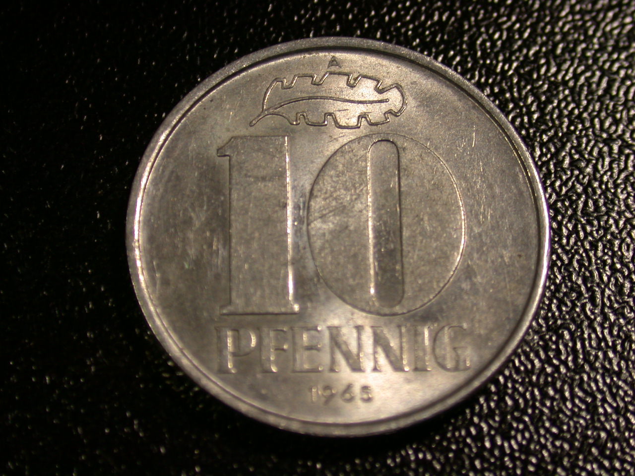  12045  DDR   10 Pfennig  1965  in vz-st   