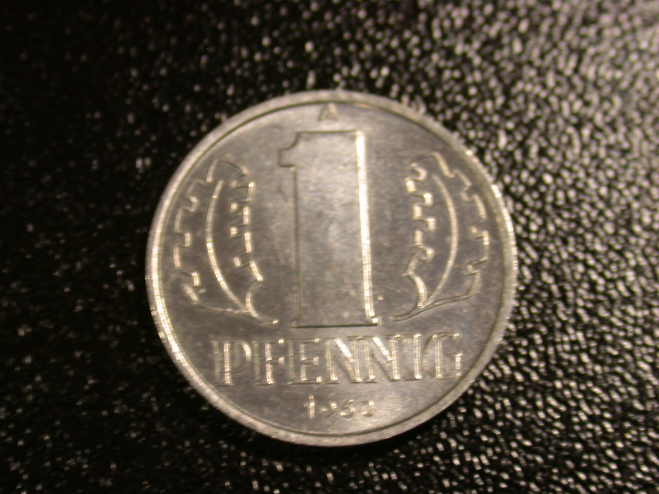  12045  DDR   1 Pfennig  1960  in f.st/st   