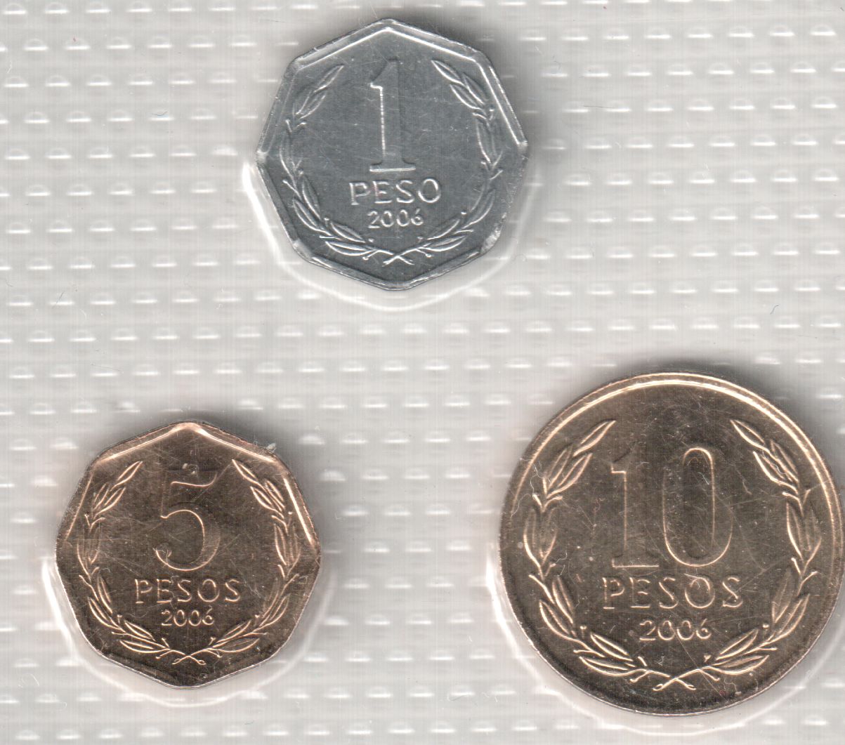Chile 1 + 5 + 10 Pesos 2006 UNC in Folie