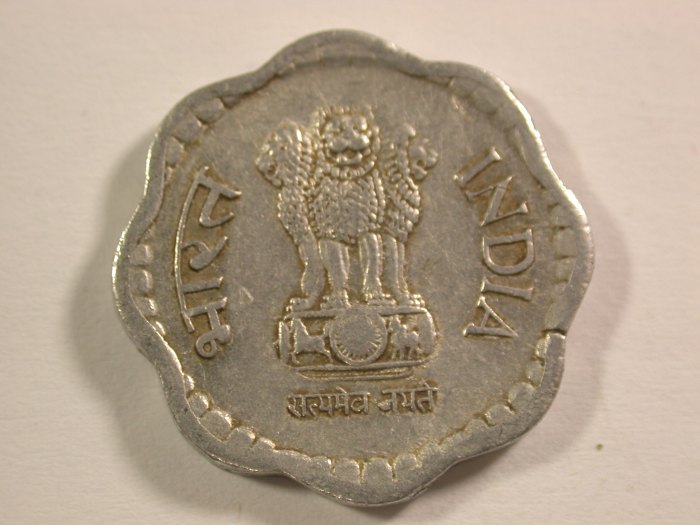  15013 Indien  10 Paise 1983 in f.ss  Orginalbilder   