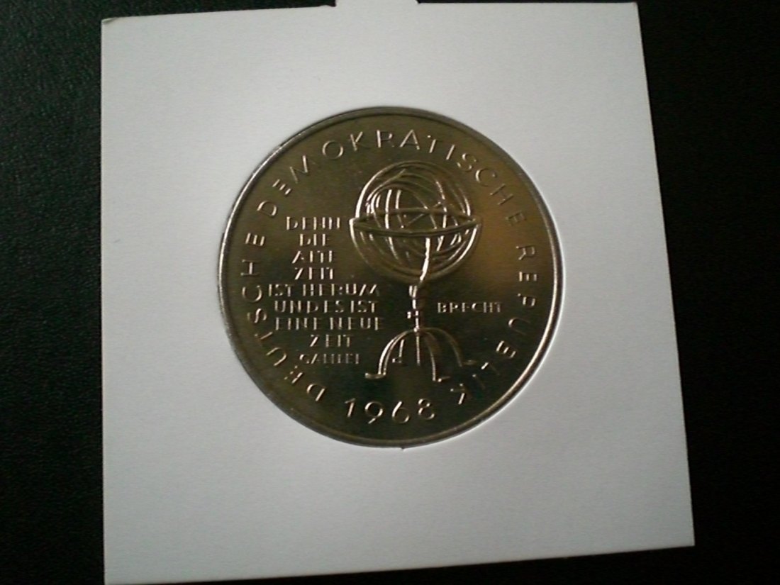 DDR Medaille Bertolt Brecht ca 40 mm, 28 Gramm.