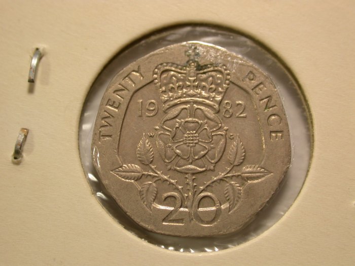 A106 Großbritannien  20 Pence 1982 in vz    Orginalbilder   