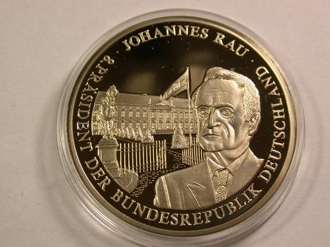  A107 Bundespräsident Rau Medaille 40 mm/32 Gr. in PP   Orginalbilder   