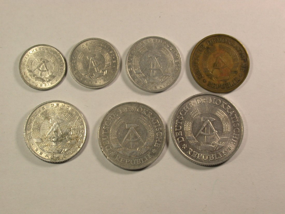  Lots -20- DDR 1 Pfennig bis 2 Mark  7 Münzen  Orginalbilder   