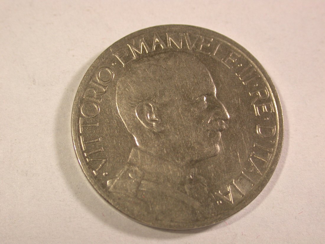 A111 Italien 2 Lire 1923 R in vz+/vz-st Orginalbilder