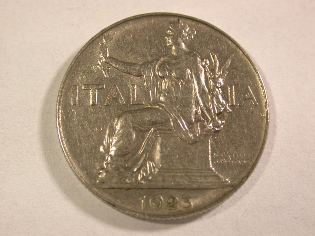 A111 Italien 1 Lira 1923 in vz/vz-st Orginalbilder