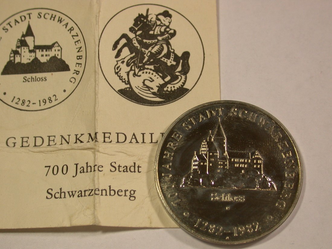  B03 DDR 700 Jahre Schwarzenberg  1982 Medaille  RRR Orginalbilder   