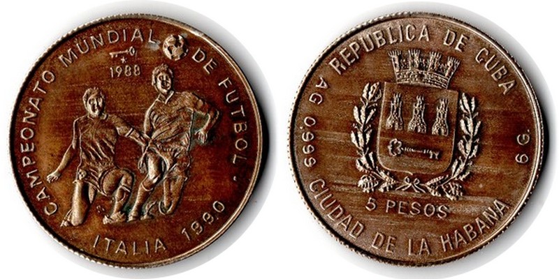  Kuba  5 Pesos  1988  FM-Frankfurt  Feingewicht: 6g  Silber  sehr schön  Fussball Italien 1990   