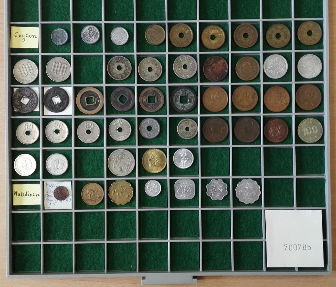  Ceylon/Malediven, 50 Kleinmünzen, ohne Tablett(Originalbilder per Email können angefordert werden!)   