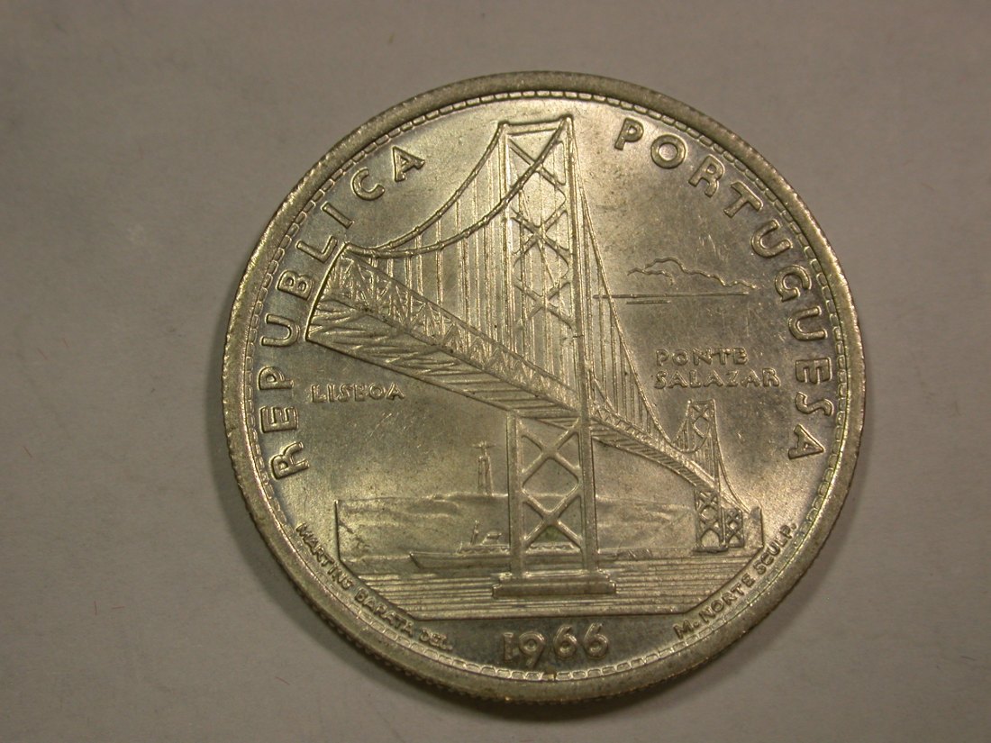B21 Portugal 20 Escudos 1966 in UNC/f.st Originalbilder