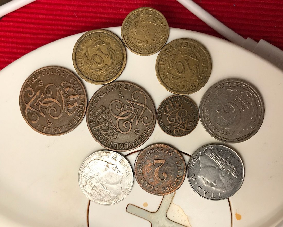 10 alte Münzen