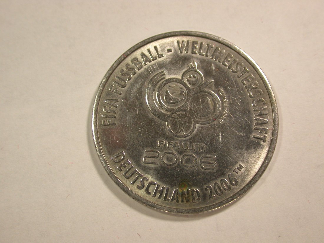 B26 Fußball WM 2006 Deutschland Medaille Portugal in sehr schön Originalbilder