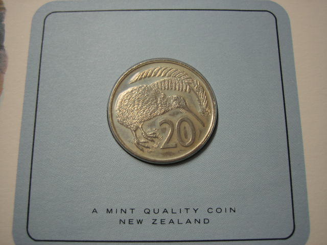  Bird Coins of the World Streifenkiwi   