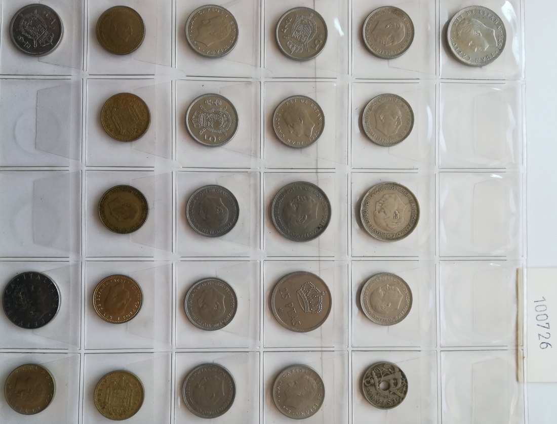  Ausland, 24 Kleinmünzen   