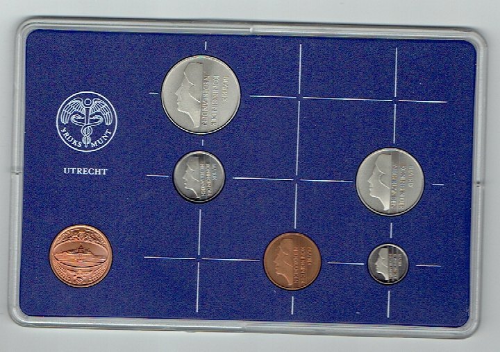 Kursmünzensatz Niederlande 1985 in F.D.C. (k625)