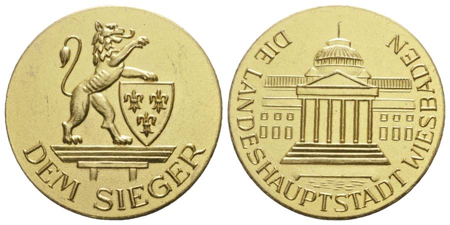  Wiesbaden, Bronzemedaille vergoldet o.J.; 23,9 g, Ø 38 mm   