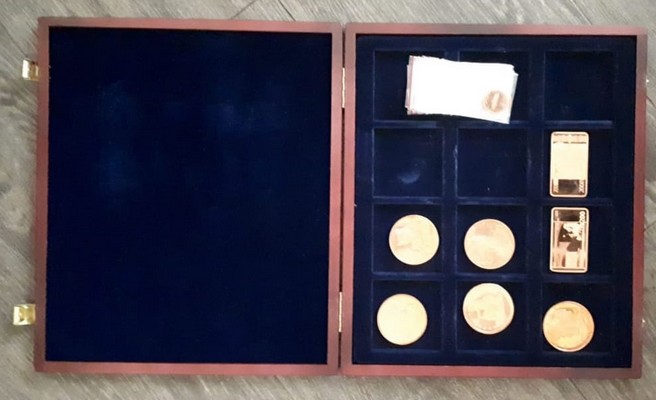  Diverse Kupfermünzen  Gewicht:  ca. 230g   